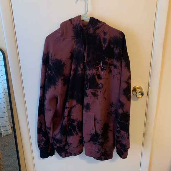 tie dye berry hoodie